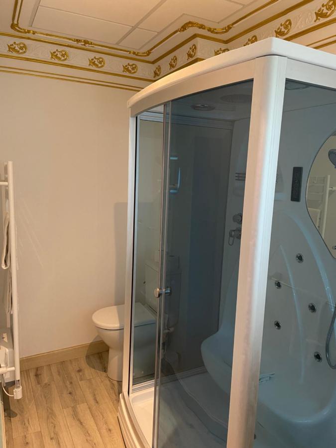 Chambre Familiale Maison De L'Eglise Du Couvent Narbonne Buitenkant foto